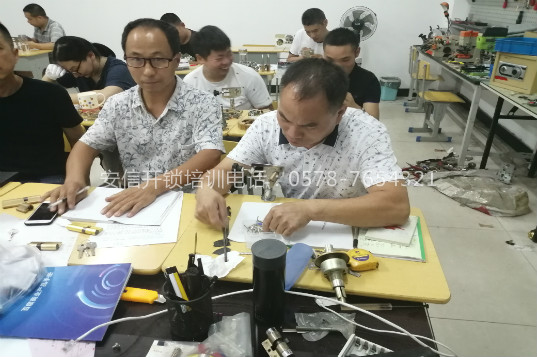 孟县开锁培训学校